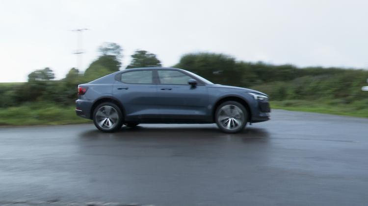 POLESTAR 2 FASTBACK Standard Range SM