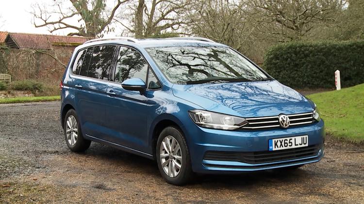 VOLKSWAGEN TOURAN ESTATE R-Line
