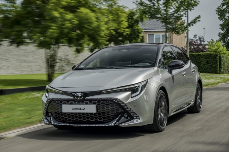 TOYOTA COROLLA HATCHBACK Excel