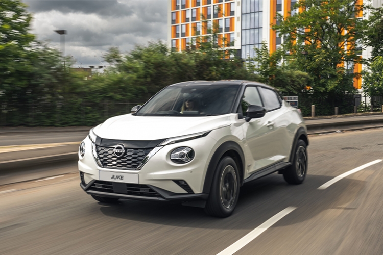 NISSAN JUKE HATCHBACK Tekna